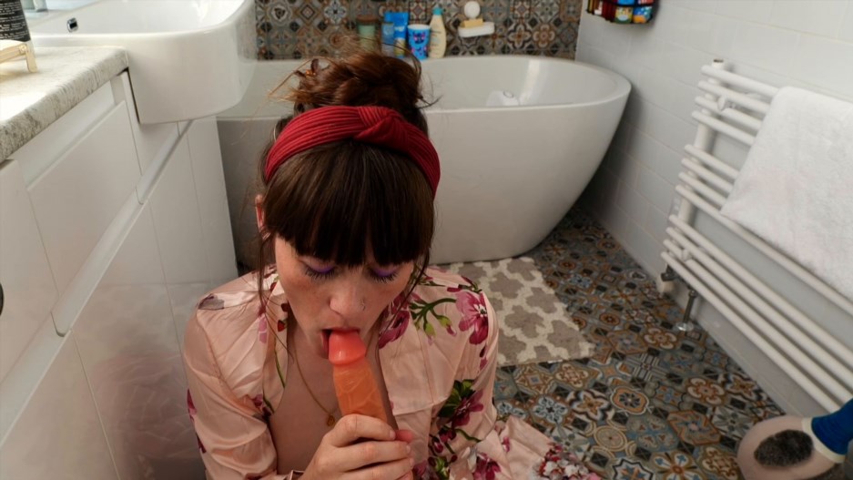 Sydney Harwin – Mommy Finds Your Used Condoms You Used To Fuck Your Sister